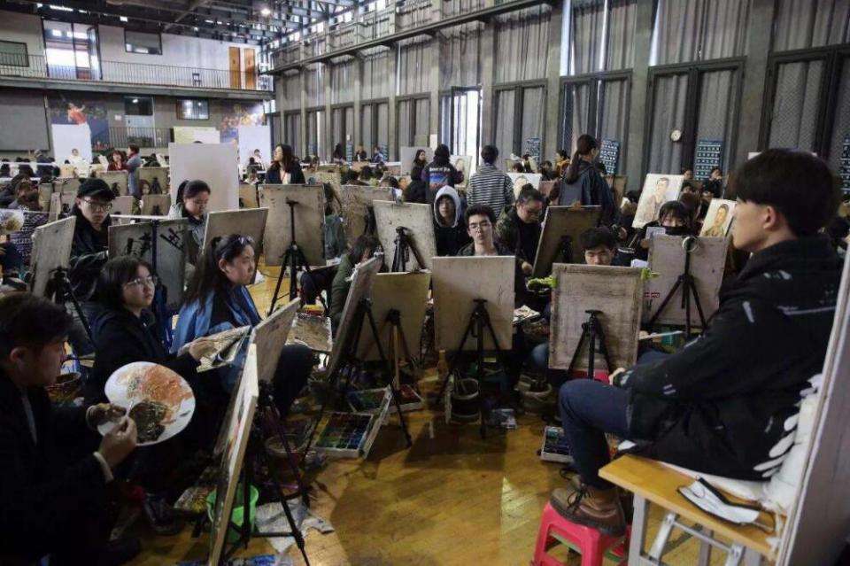 �����ͼ��L(zh��ng)����x��߿����g(sh��)��Ӗ(x��n)��(hu��)����