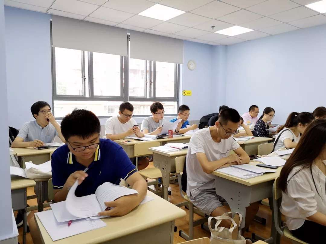 �������錦������Ӗ(x��n)�C(j��)��(g��u)��Ӱ�